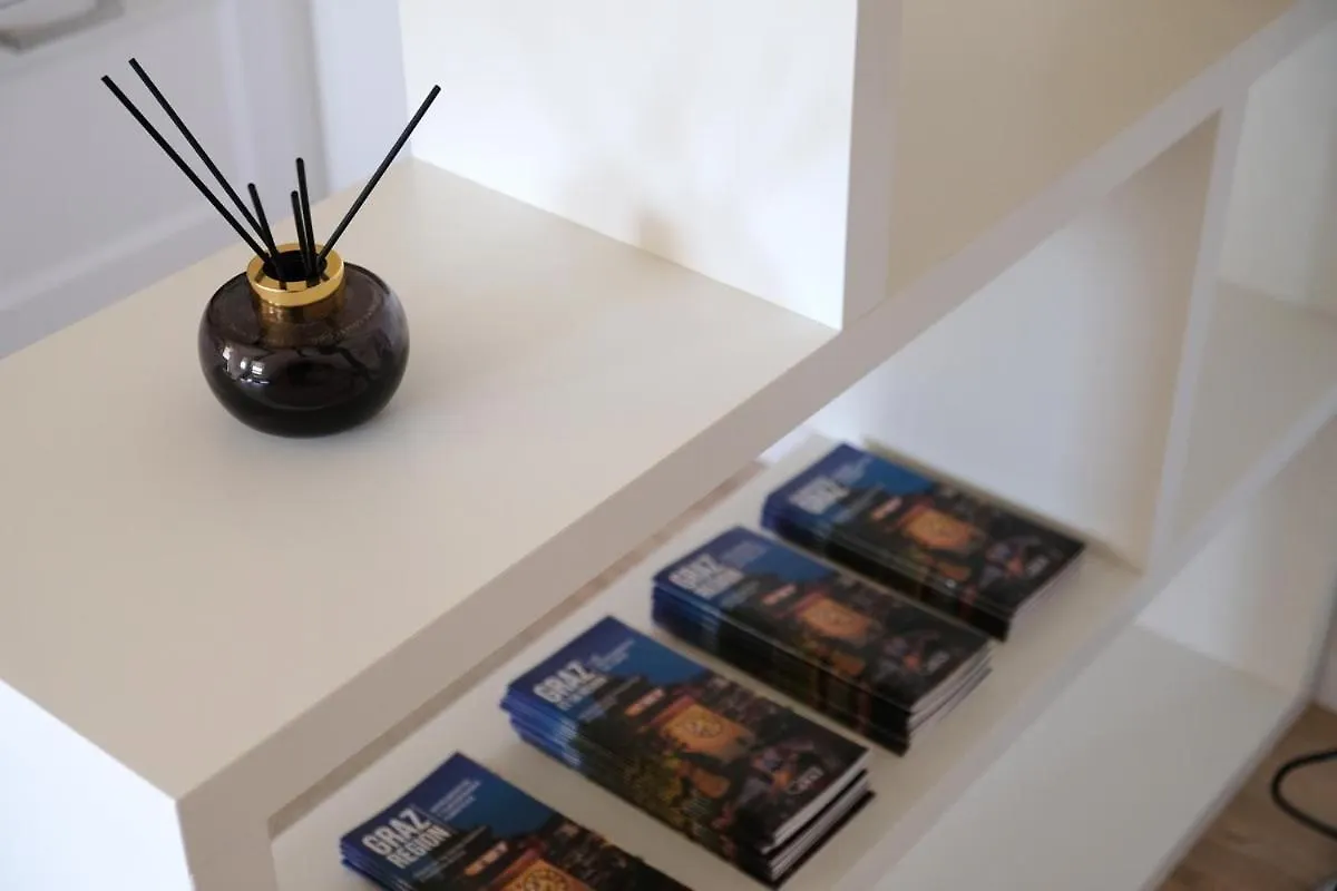 Neues Apartment Im Zentrum Von Graz Fuer 2 Personen Austria